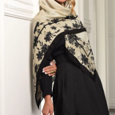 روسری نخی قواره 125 وسط ساده گل دار